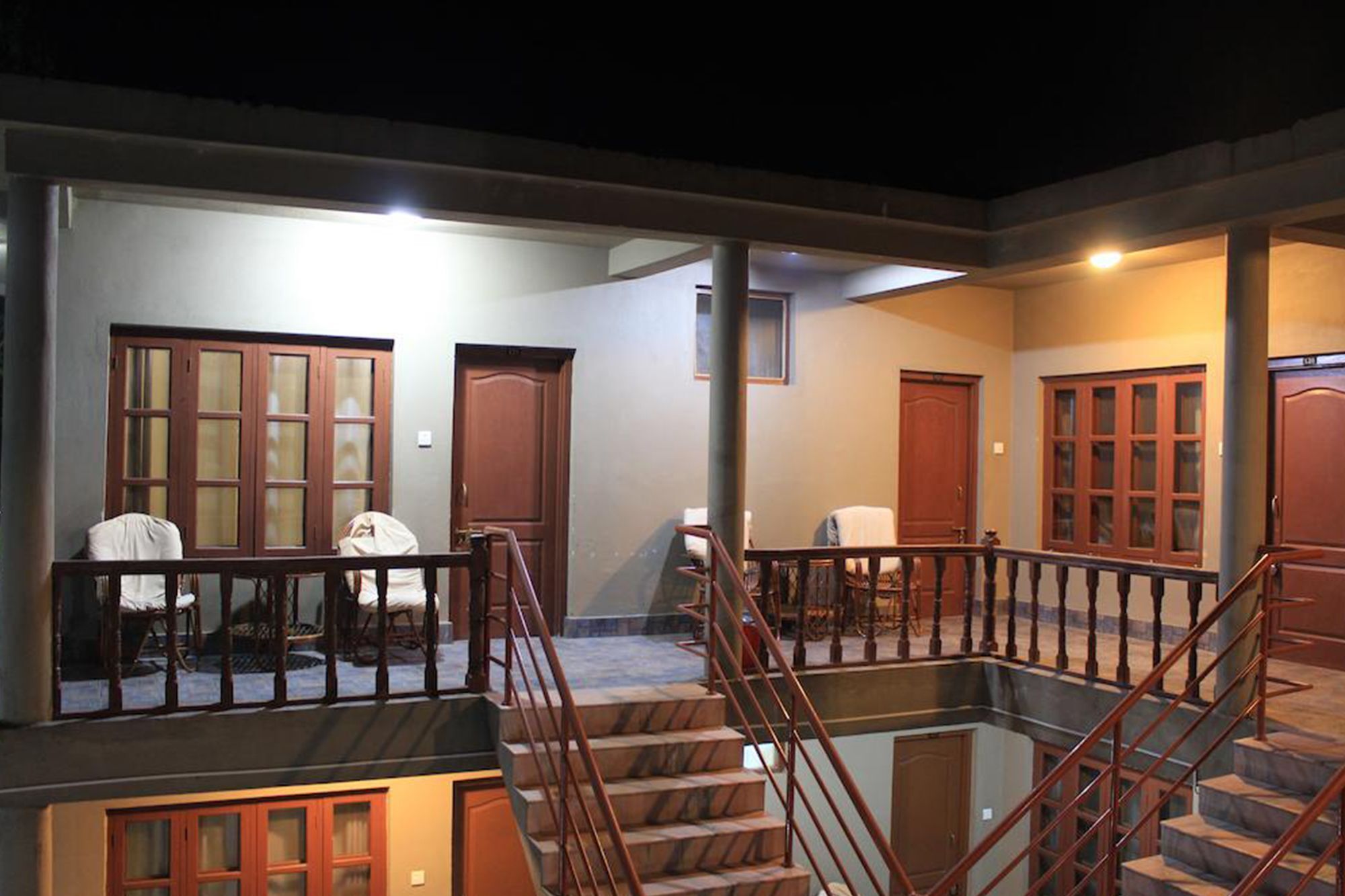 Unique Wild Resort Sauraha Bagian luar foto